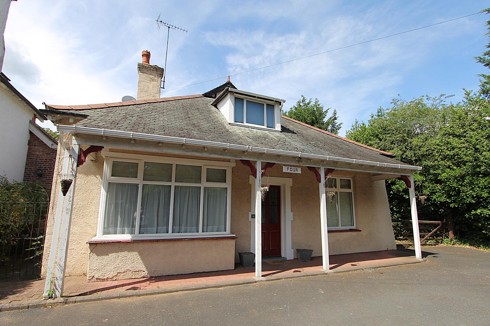 5 bed property in Birmingham Road, Kidderminster
